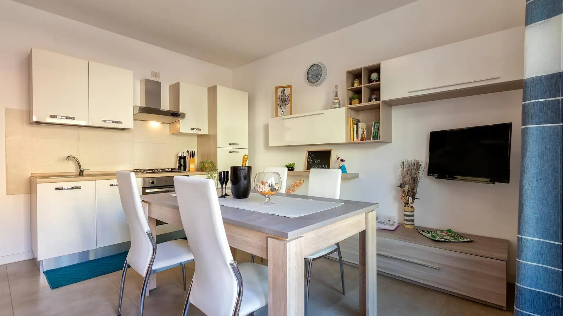 Apartment Maison Rossini Alghero Italy